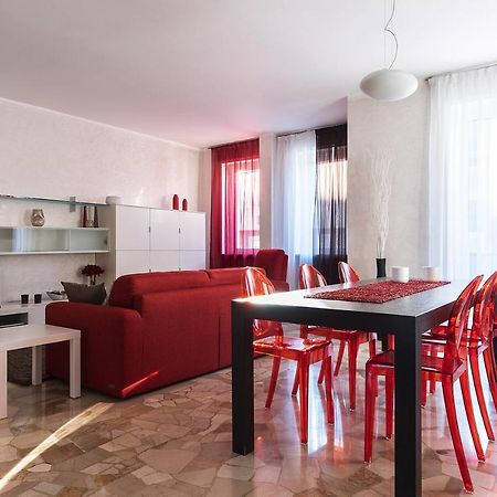 La Casa Di Cri Sul Naviglio Apartamento Milão Exterior foto